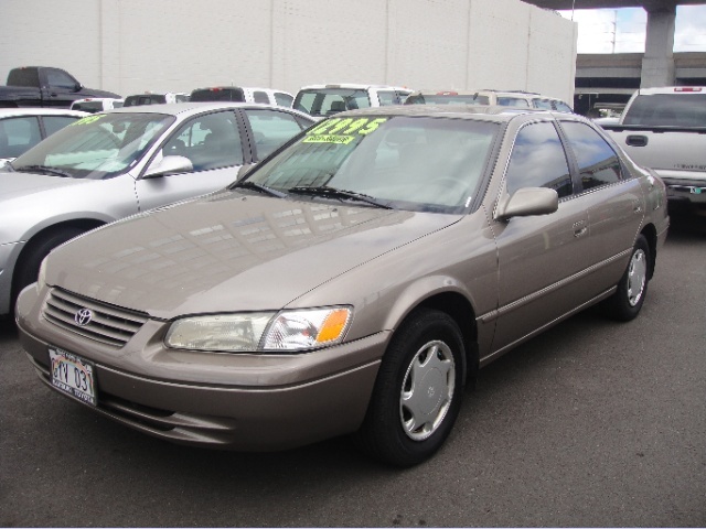 Toyota Camry Ce