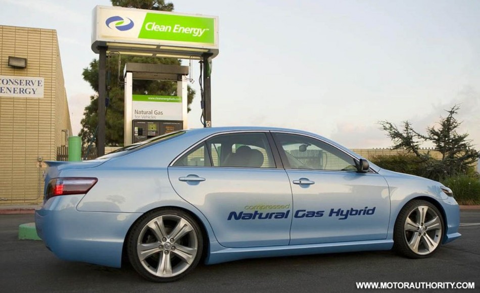 Toyota Camry Cng