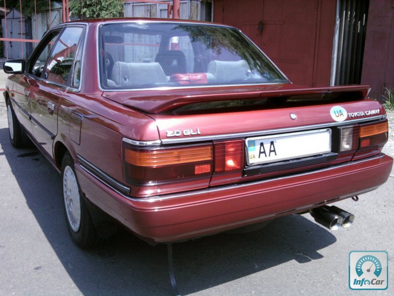 Toyota Camry Gli