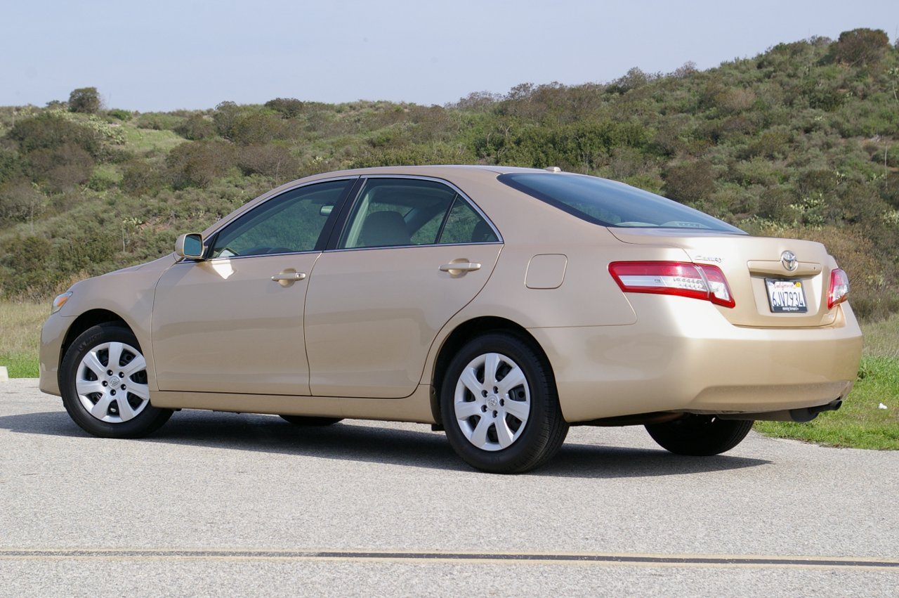 Toyota Camry Gold