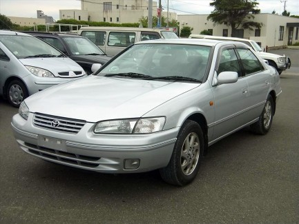 Toyota Camry Gracia