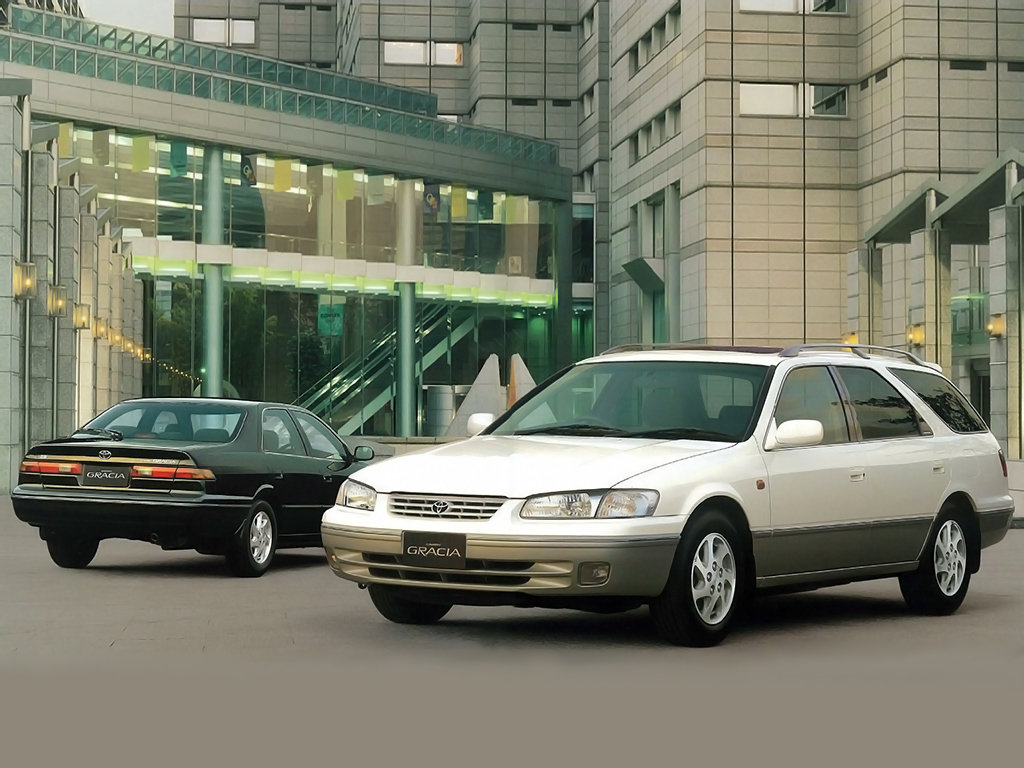 Toyota Camry Gracia