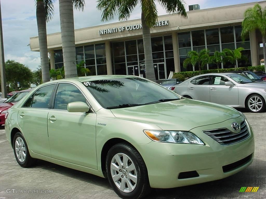 Toyota Camry Green