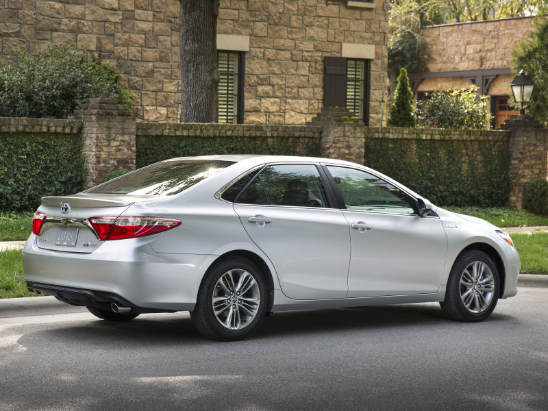 Toyota Camry Hybrid 2015