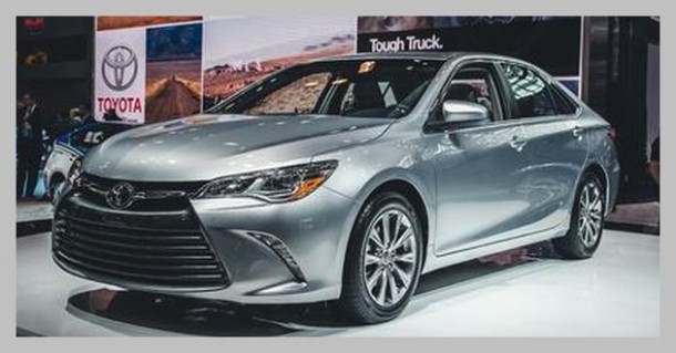 Toyota Camry Hybrid 2015