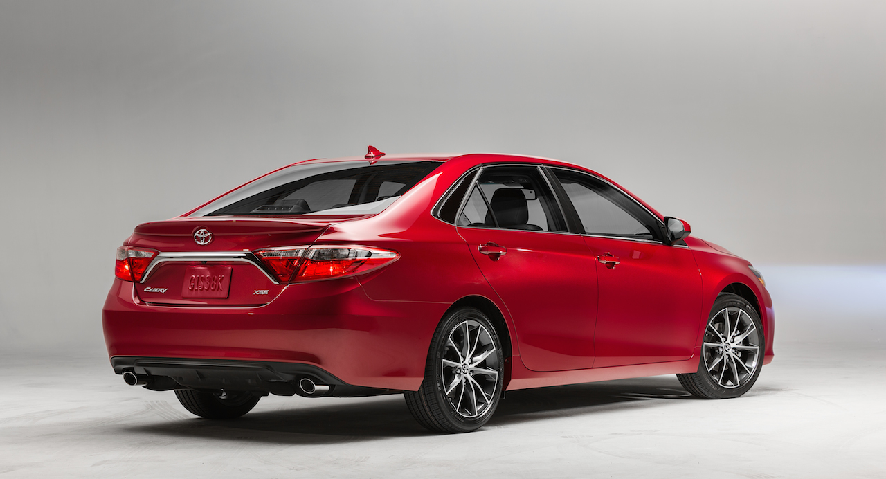 Toyota Camry Hybrid 2015
