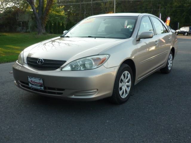 Toyota Camry Le 2002