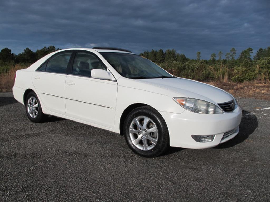 Toyota Camry Le 2005