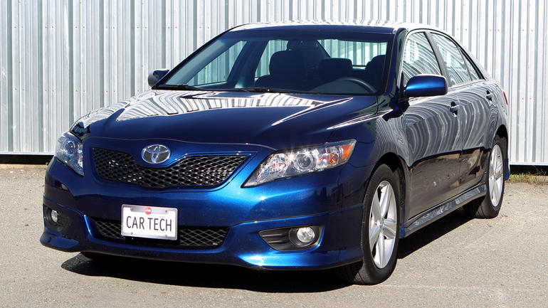 Toyota Camry Le 2011