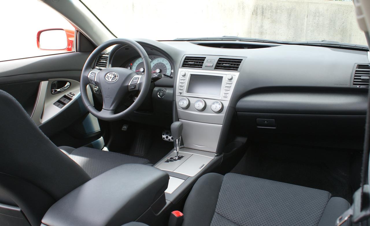 Toyota Camry Le 2011