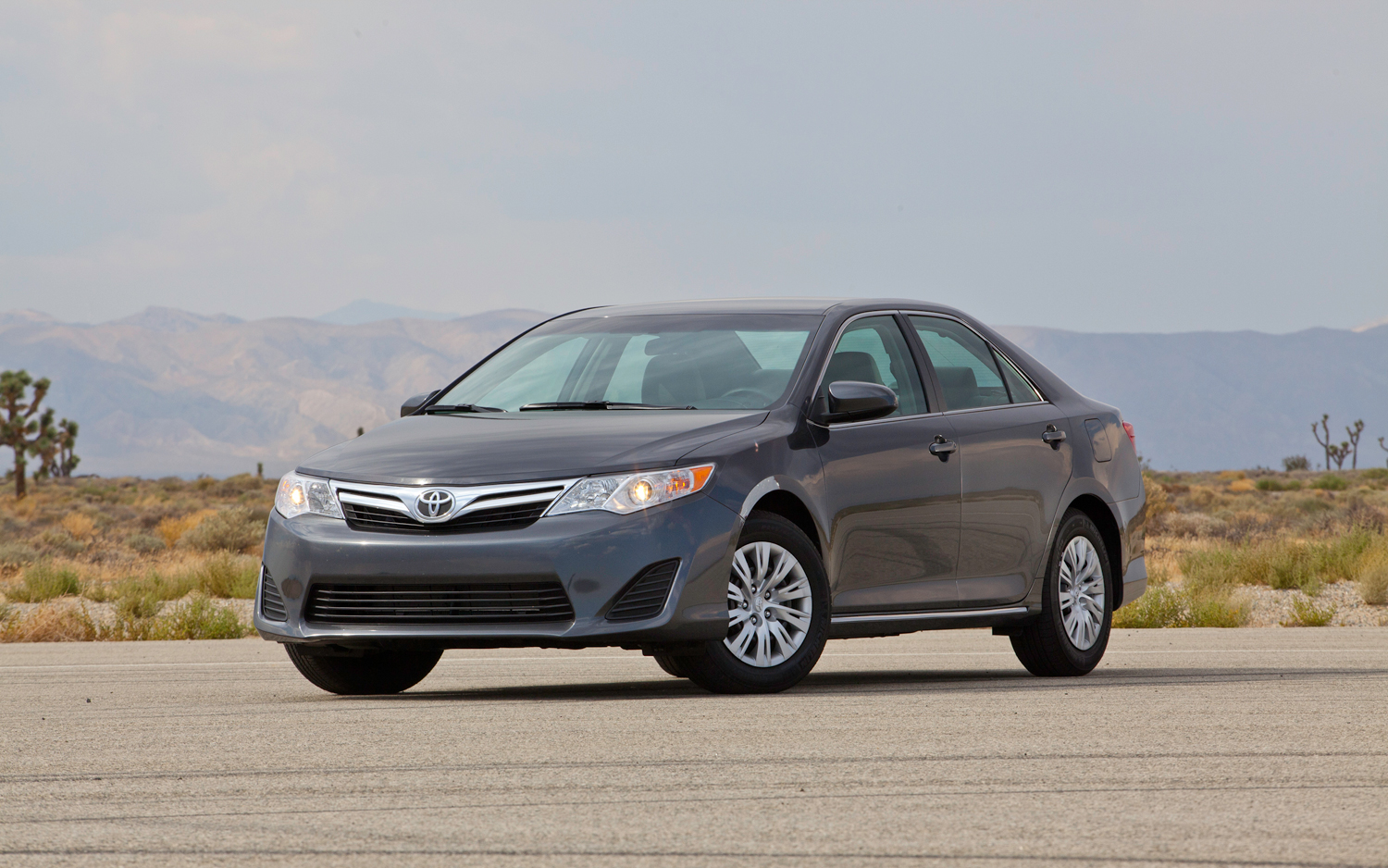 Toyota Camry Le 2012