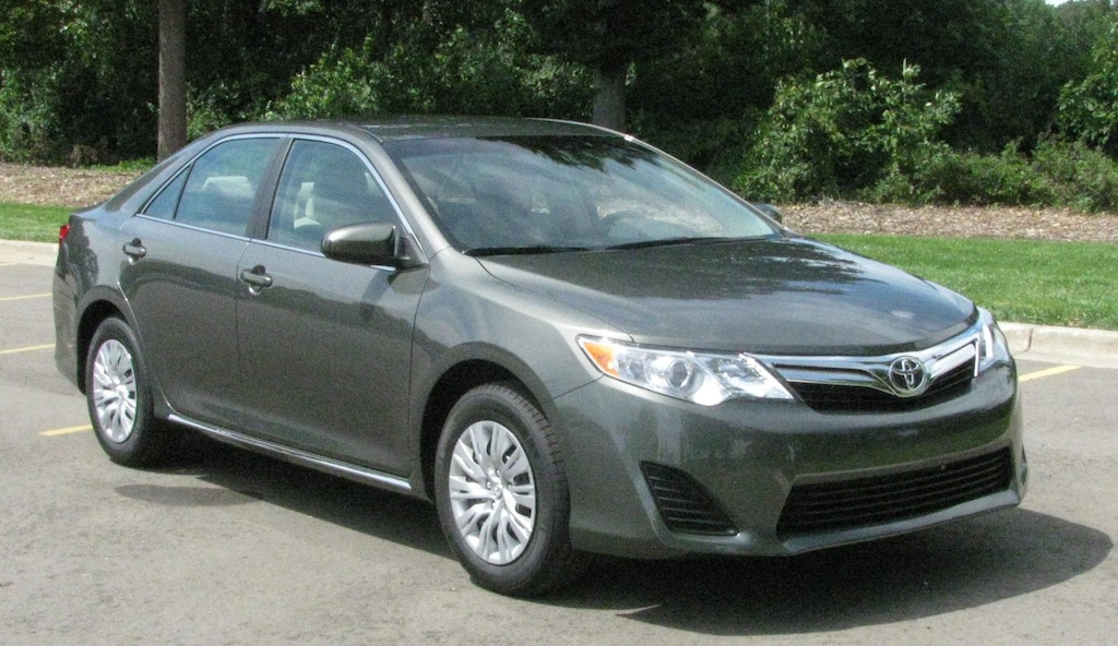 Toyota Camry Le 2012