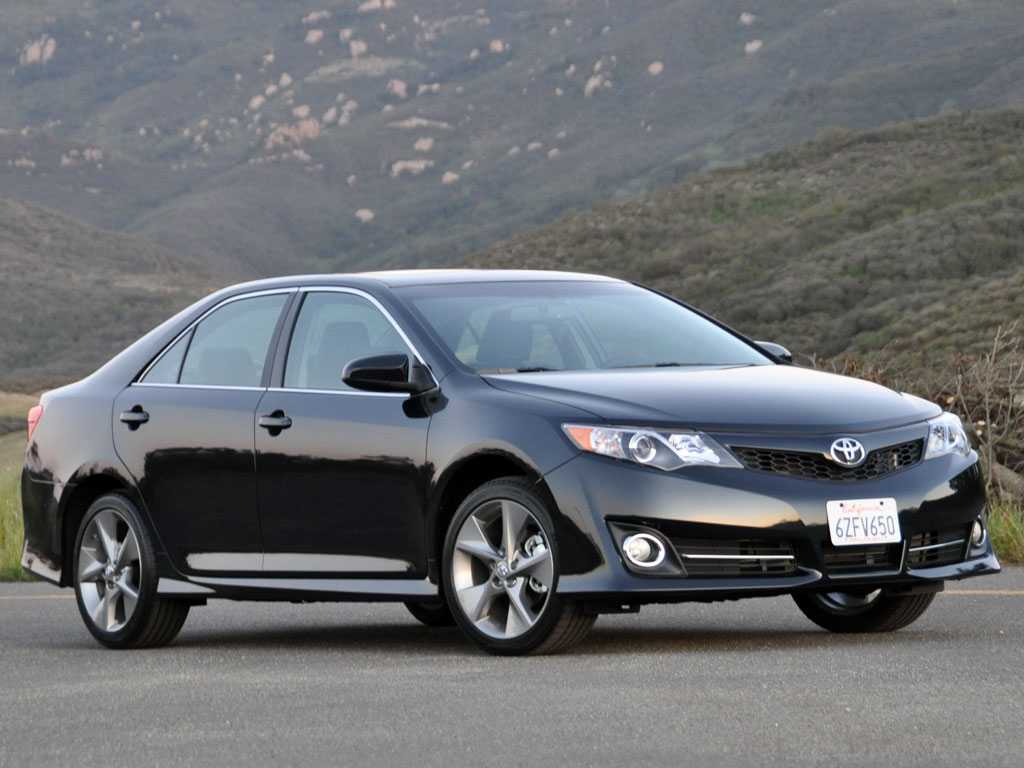 Toyota Camry Le 2013