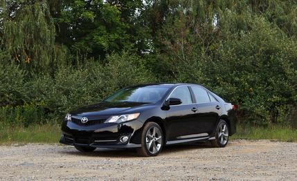Toyota Camry Le 2014