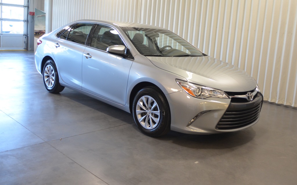 Toyota Camry Le 2015