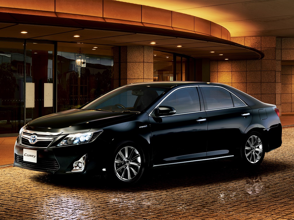 Toyota Camry Premium