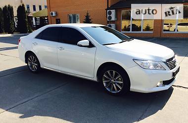 Toyota Camry Premium