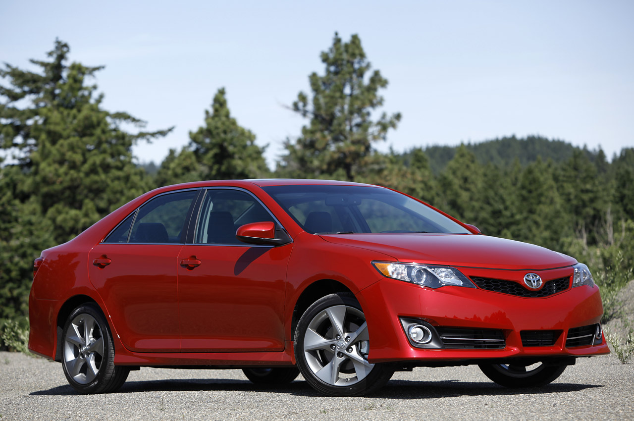 Toyota Camry Red