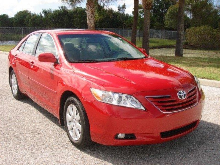 Toyota Camry Red