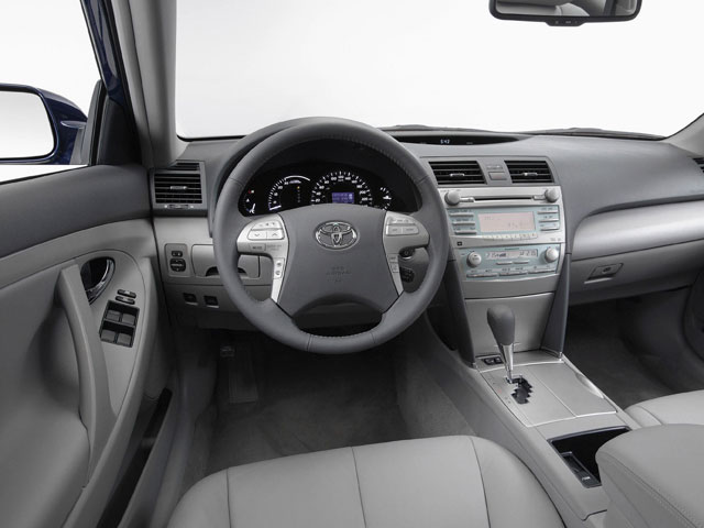 Toyota Camry Standard