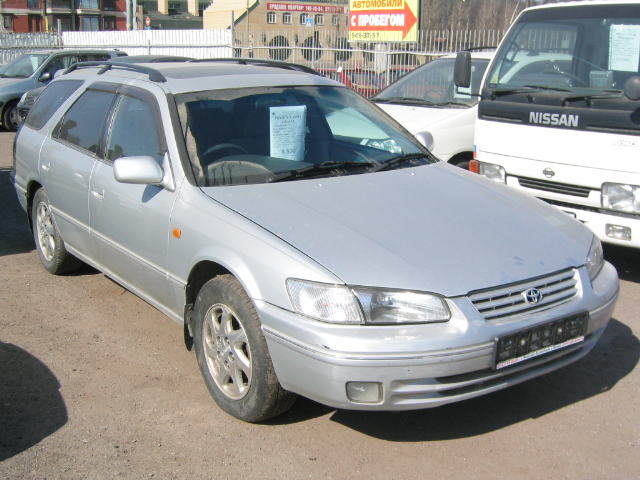 Toyota Camry Station Wagon
