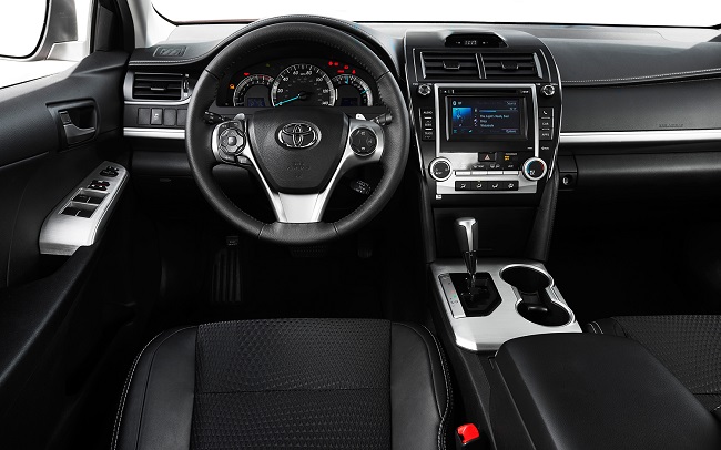 Toyota Camry V6 2014
