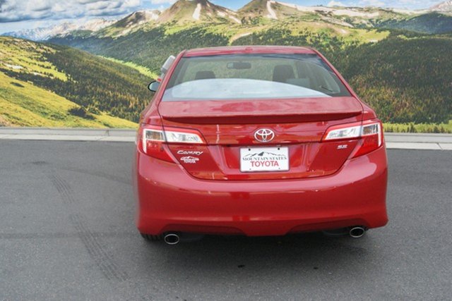 Toyota Camry V6 2014