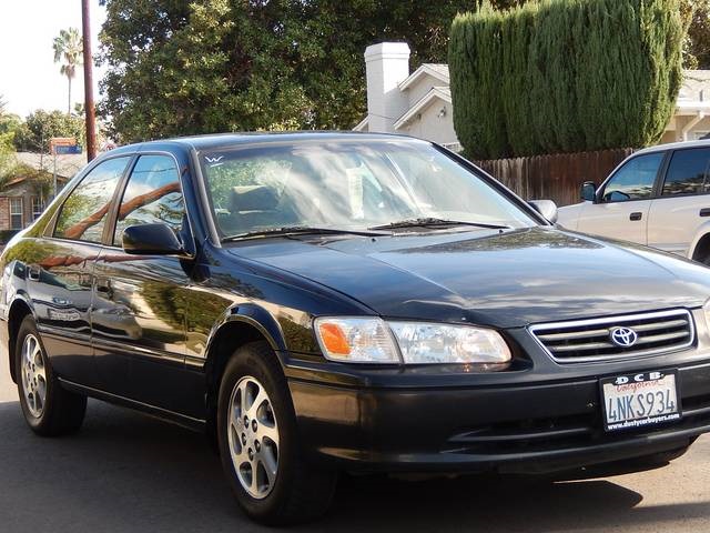 Toyota Camry V6 Le