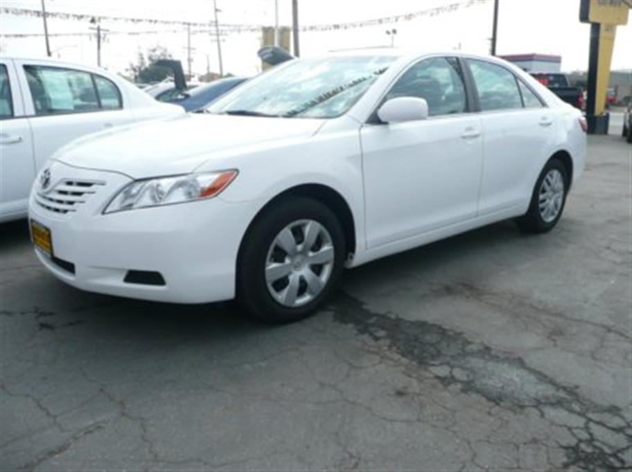 Toyota Camry White