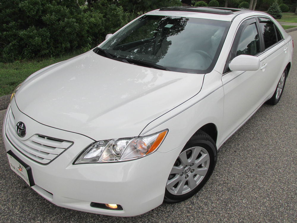 Toyota Camry Xle V6