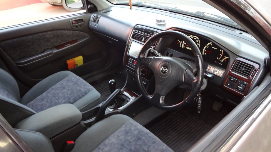 Toyota Carina 1.8