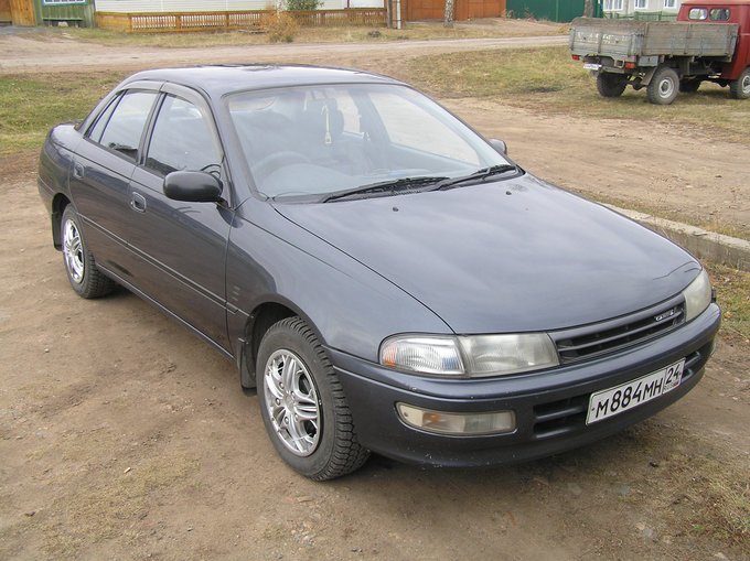 Toyota Carina 1992
