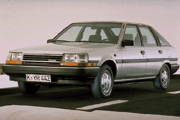 Toyota Carina 2