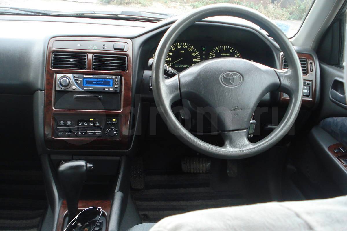 Toyota Carina 2000
