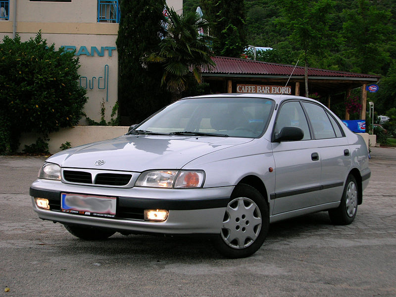 Toyota Carina 2012