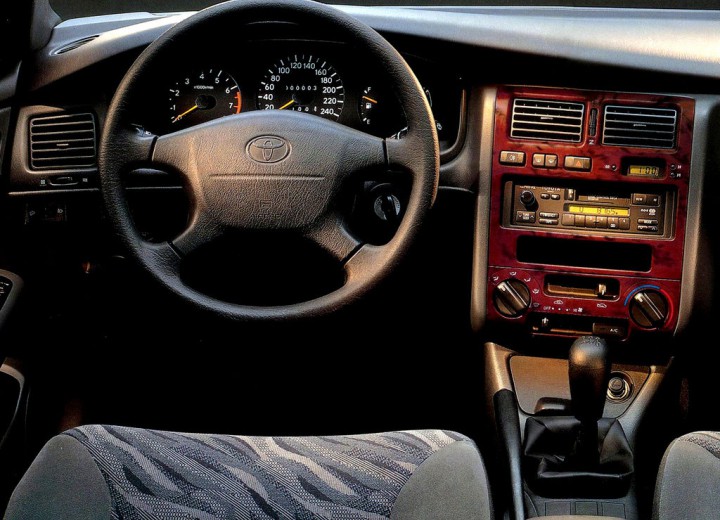 Toyota Carina