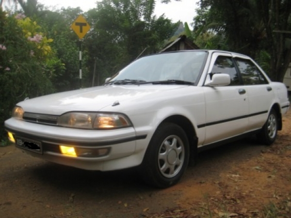 Toyota Carina At170