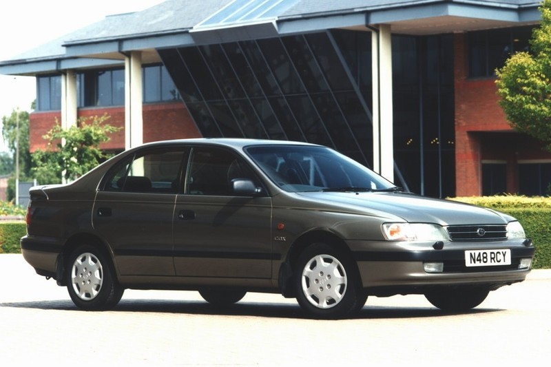 Toyota Carina E Sedan