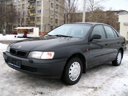 Toyota Carina E