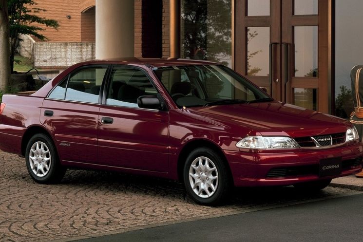 Toyota Carina Sedan