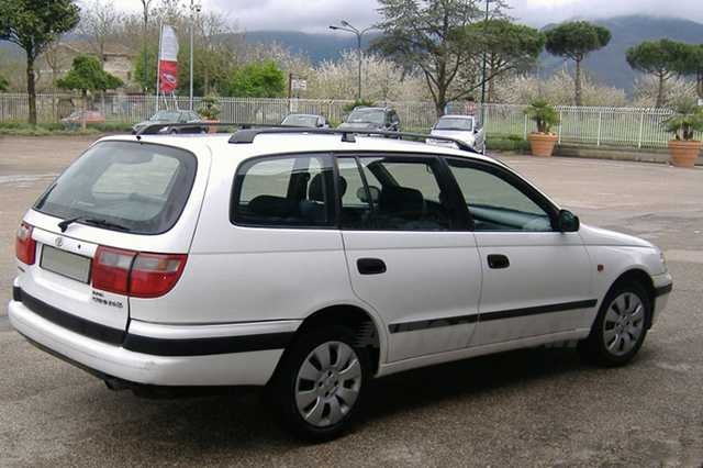 Toyota Carina Station Wagon