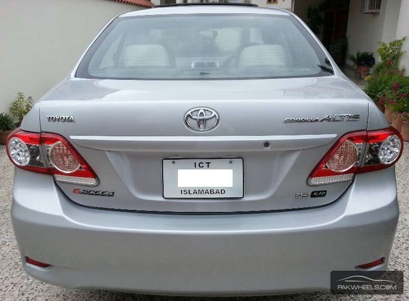 Toyota Corolla 1.6 At