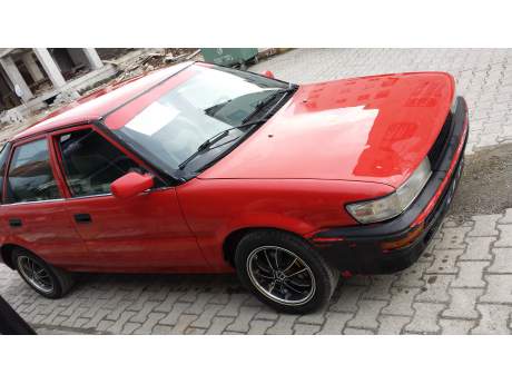 Toyota Corolla 1.6 Liftback