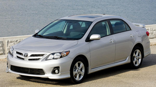 Toyota Corolla 13