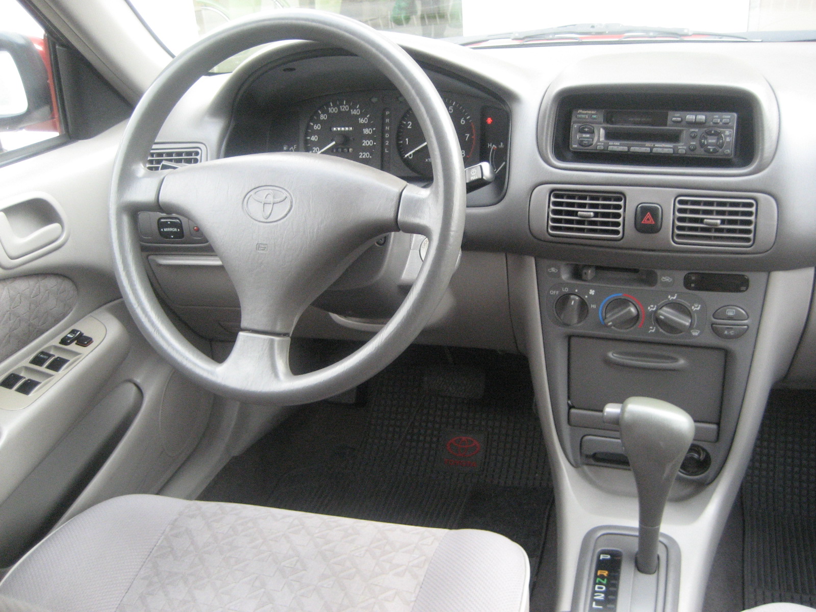 Toyota Corolla 2000