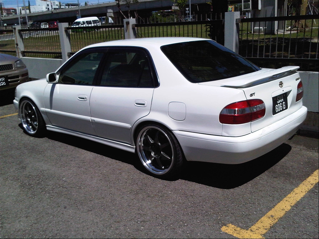 Toyota Corolla Ae111