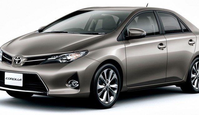 Toyota Corolla Altis 2015