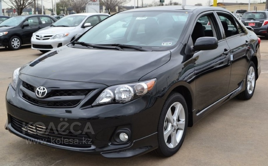 Toyota Corolla Black
