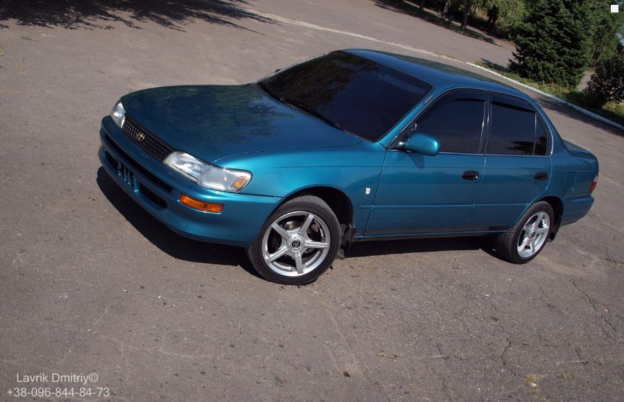 Toyota Corolla E100