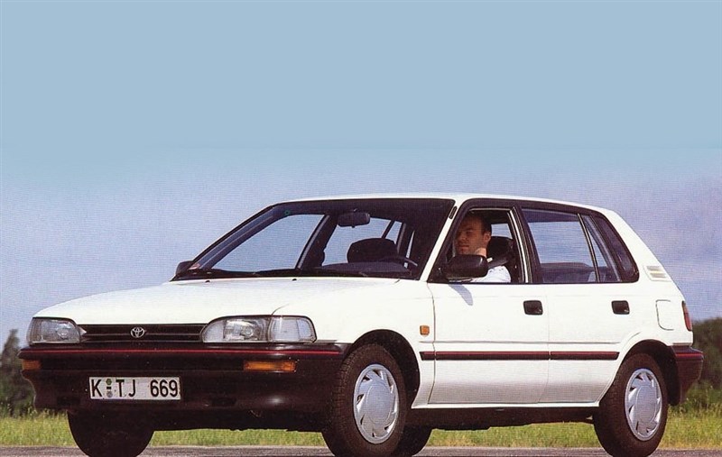 Toyota Corolla E90